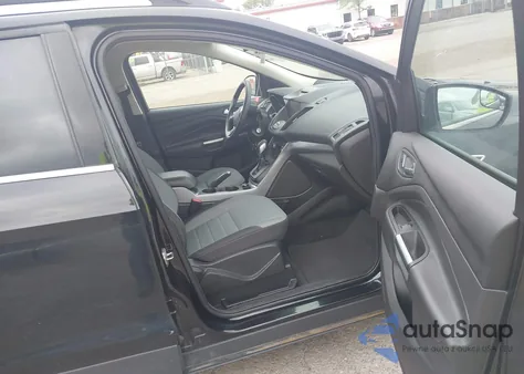 2015 Ford Escape Se z USA, uszkodzony, nr VIN 1FMCU9GX2FUC11755